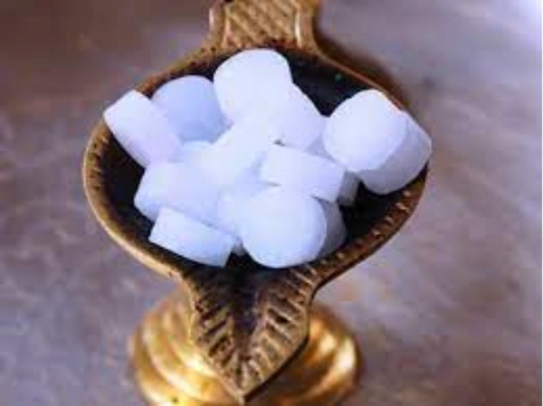 Kapur  (కర్పూరం)